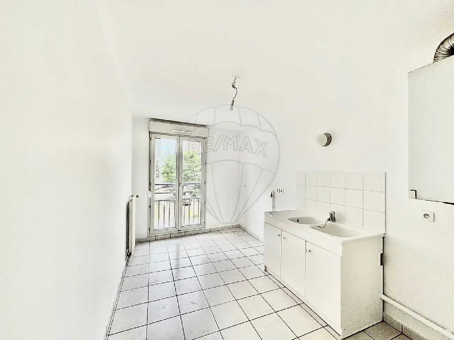  for sale apartment Lyon 7e Arrondissement Rhône 4