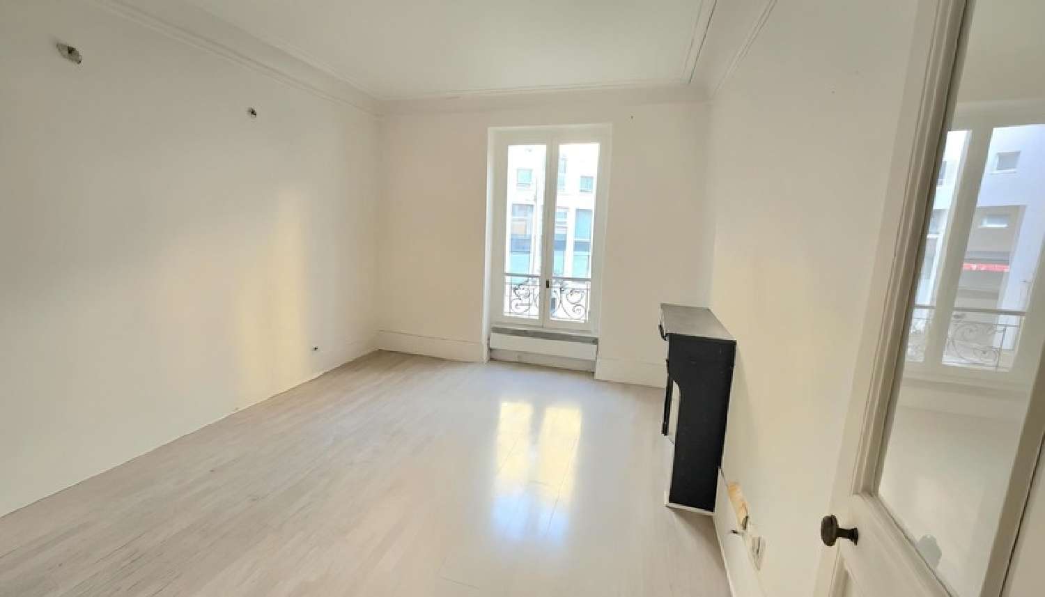  for sale apartment Paris 16e Arrondissement Paris (Seine) 4