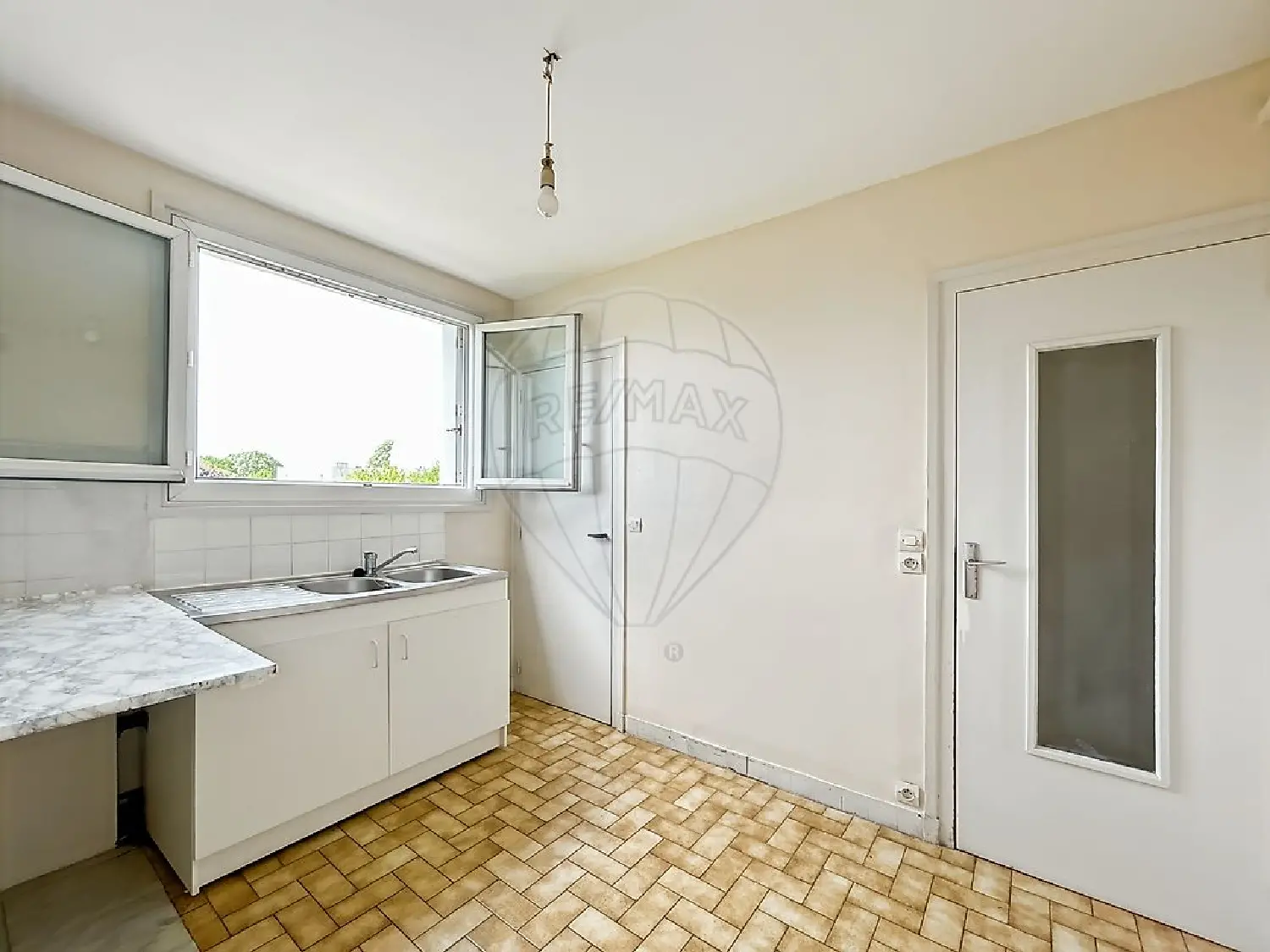  te koop appartement Rezé Loire-Atlantique 2
