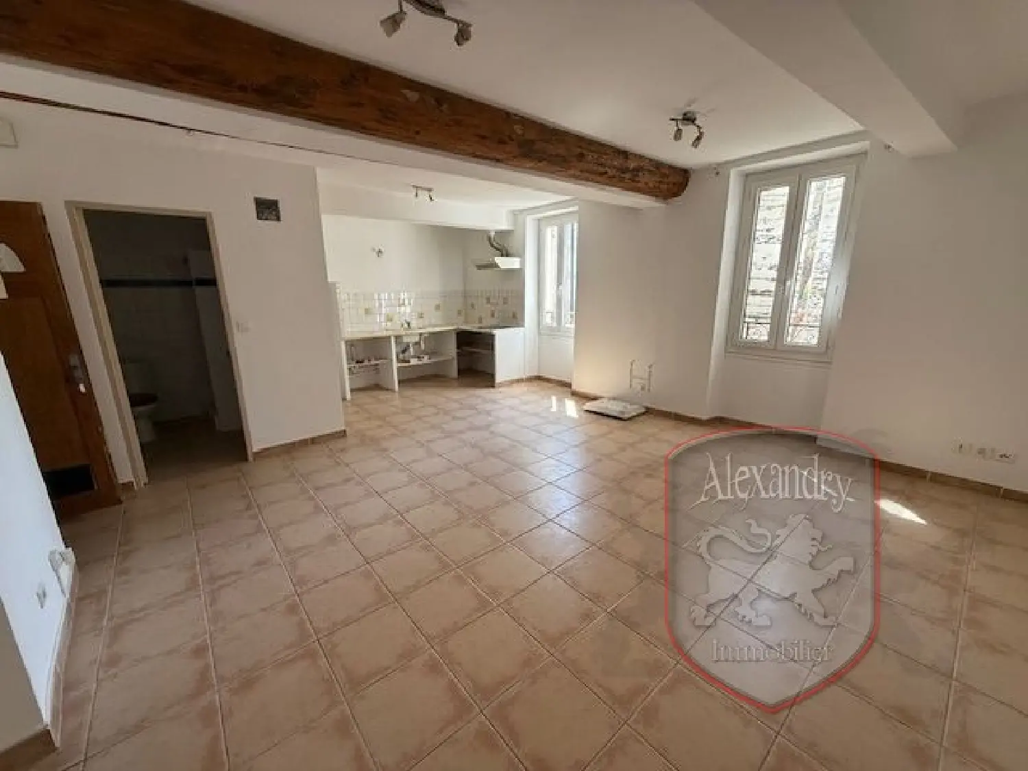  à vendre appartement Roquemaure Gard 1
