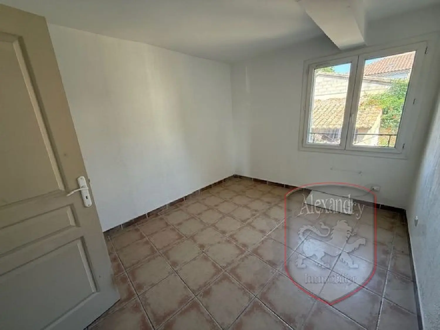 à vendre appartement Roquemaure Gard 4