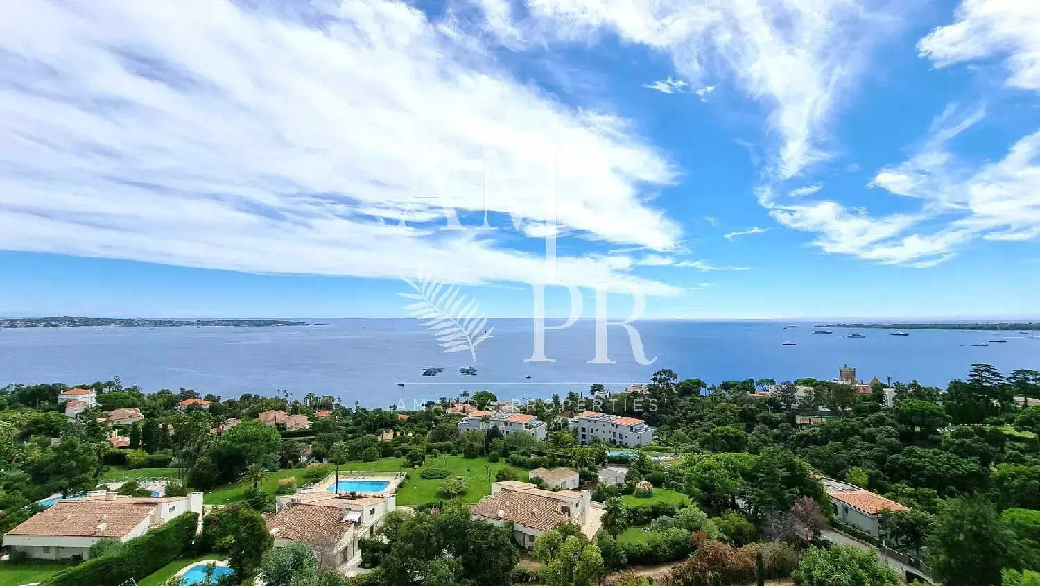  à vendre appartement Vallauris Alpes-Maritimes 1