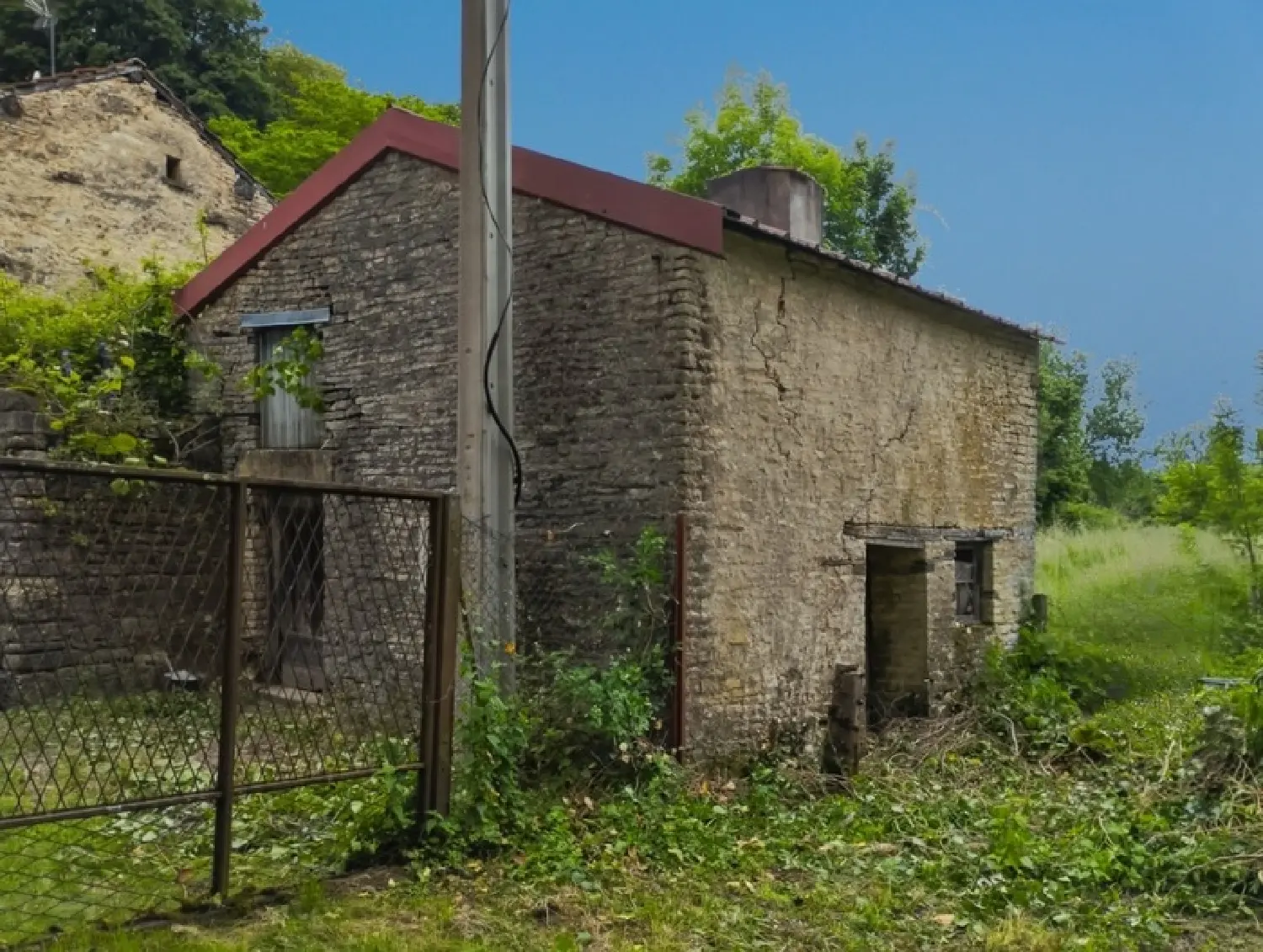  te koop schuur Oyrières Haute-Saône 1