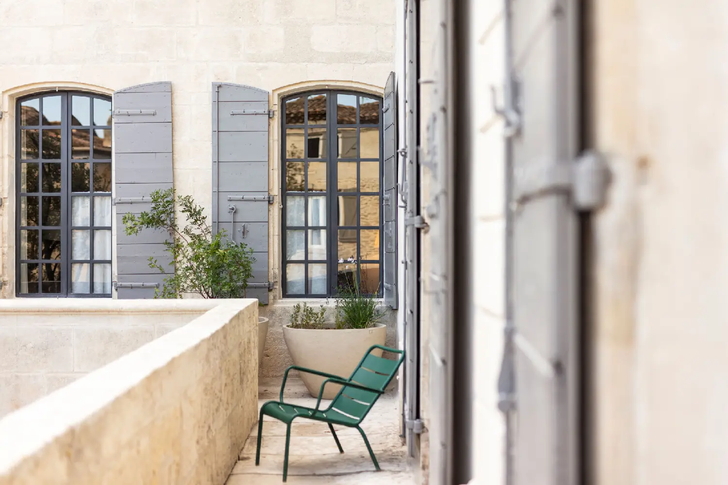  for sale castle Arles Bouches-du-Rhône 4