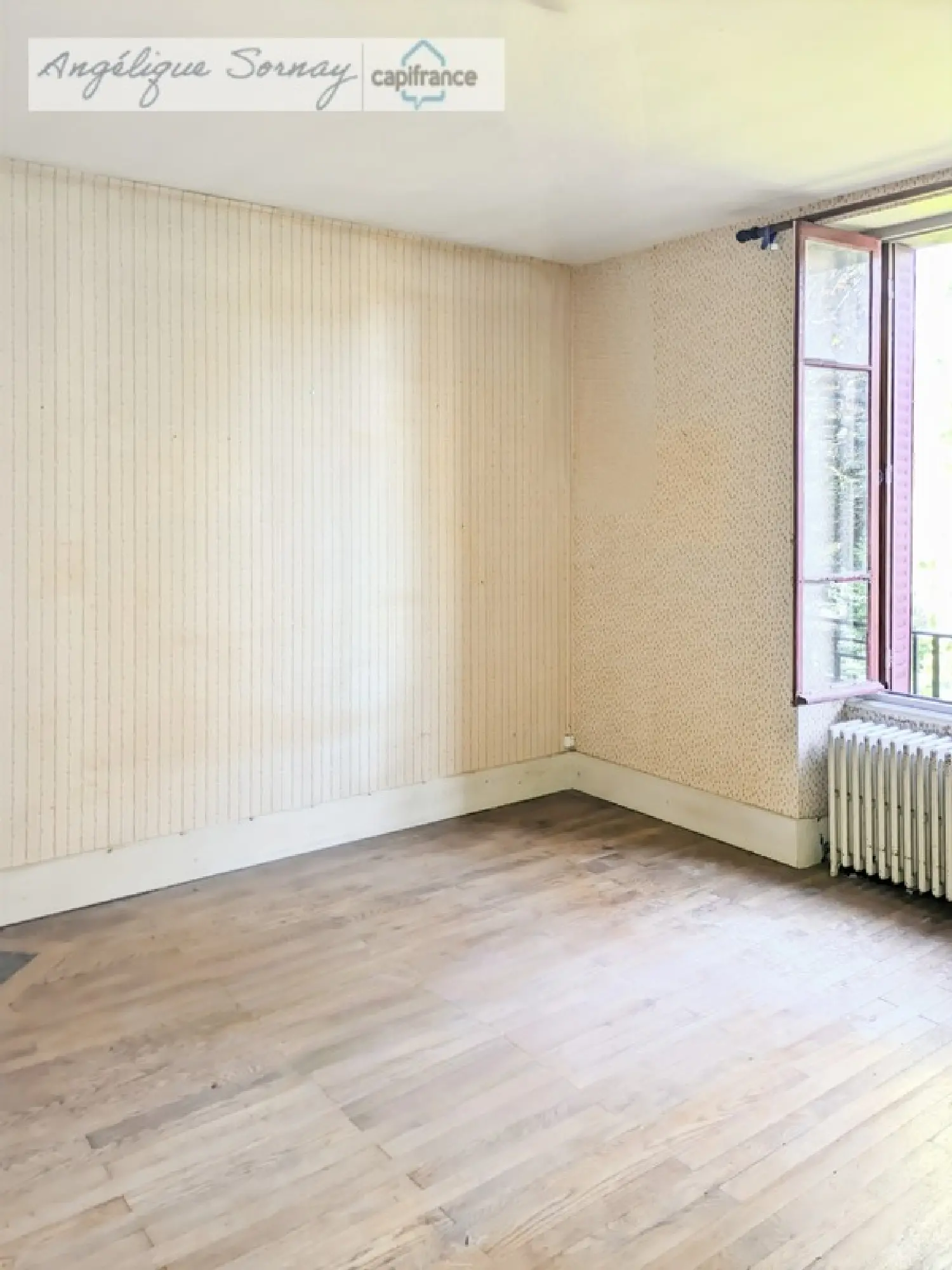  te koop stadshuis Lons-le-Saunier Jura 7