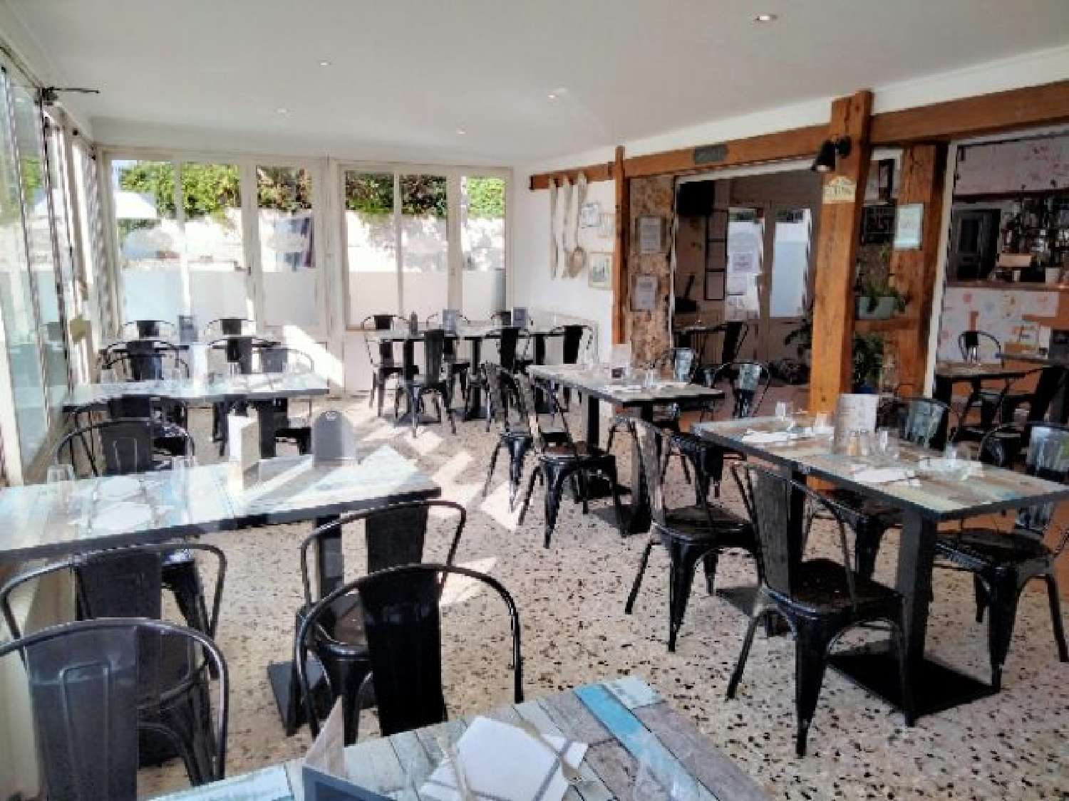  for sale commercial Magny-les-Hameaux Yvelines 3