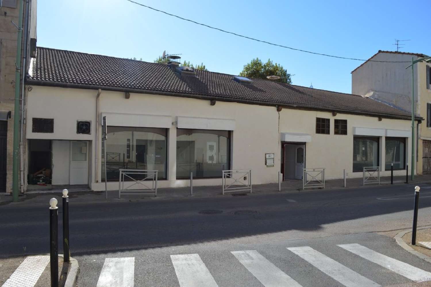  te koop bedrijfsruimte/ kantoor Manosque Alpes-de-Haute-Provence 1