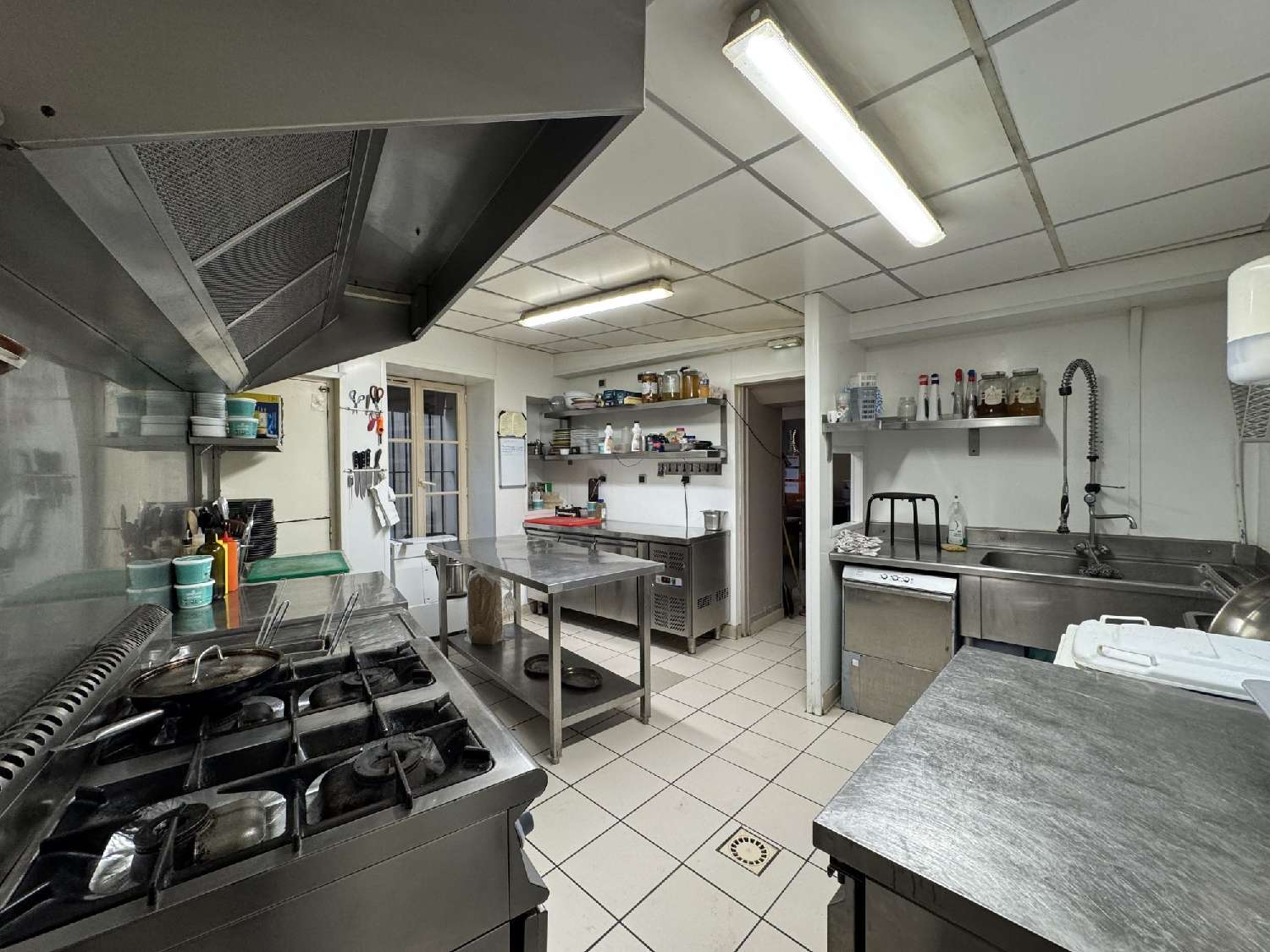 te koop bedrijfsruimte/ kantoor Saint-Arnoult-en-Yvelines Yvelines 4