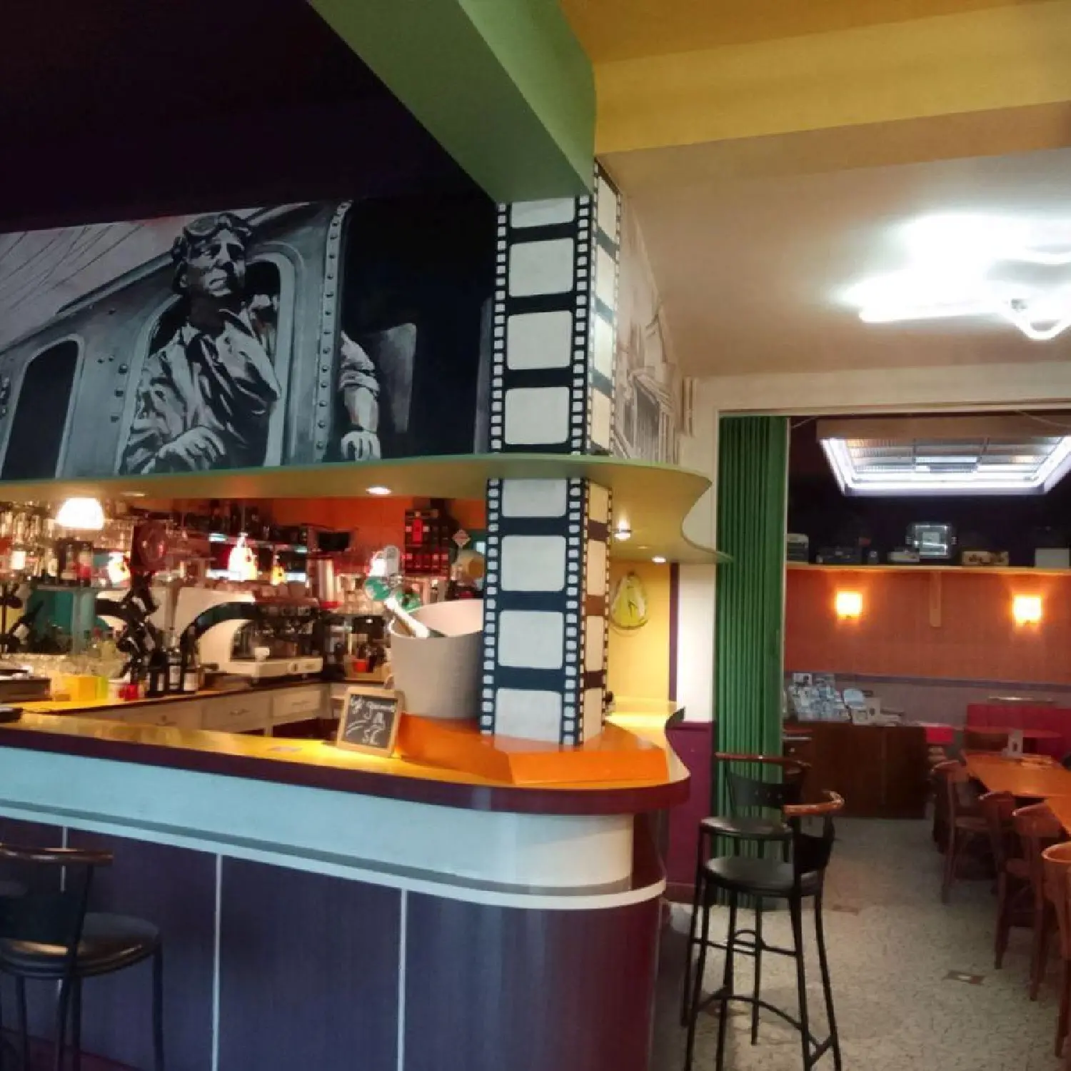 en venta local comercial Vire Calvados 3