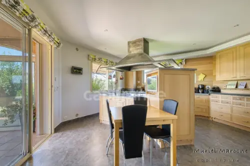  à vendre propriété Moulès Bouches-du-Rhône 8