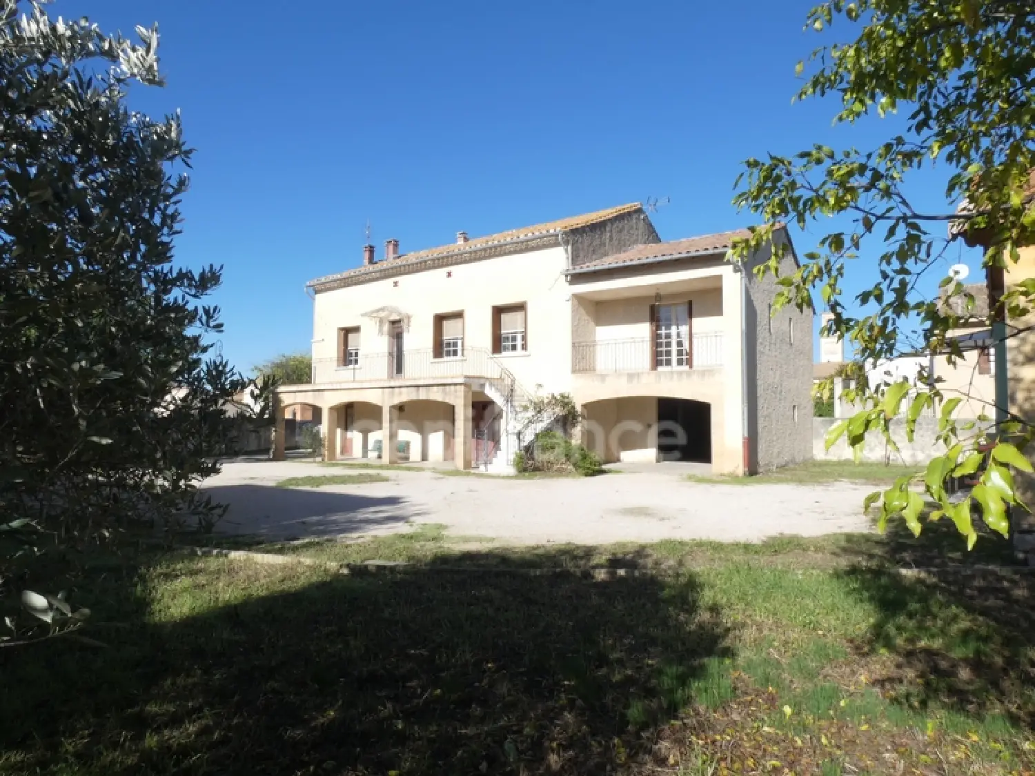  te koop boerderij Montfaucon Gard 1