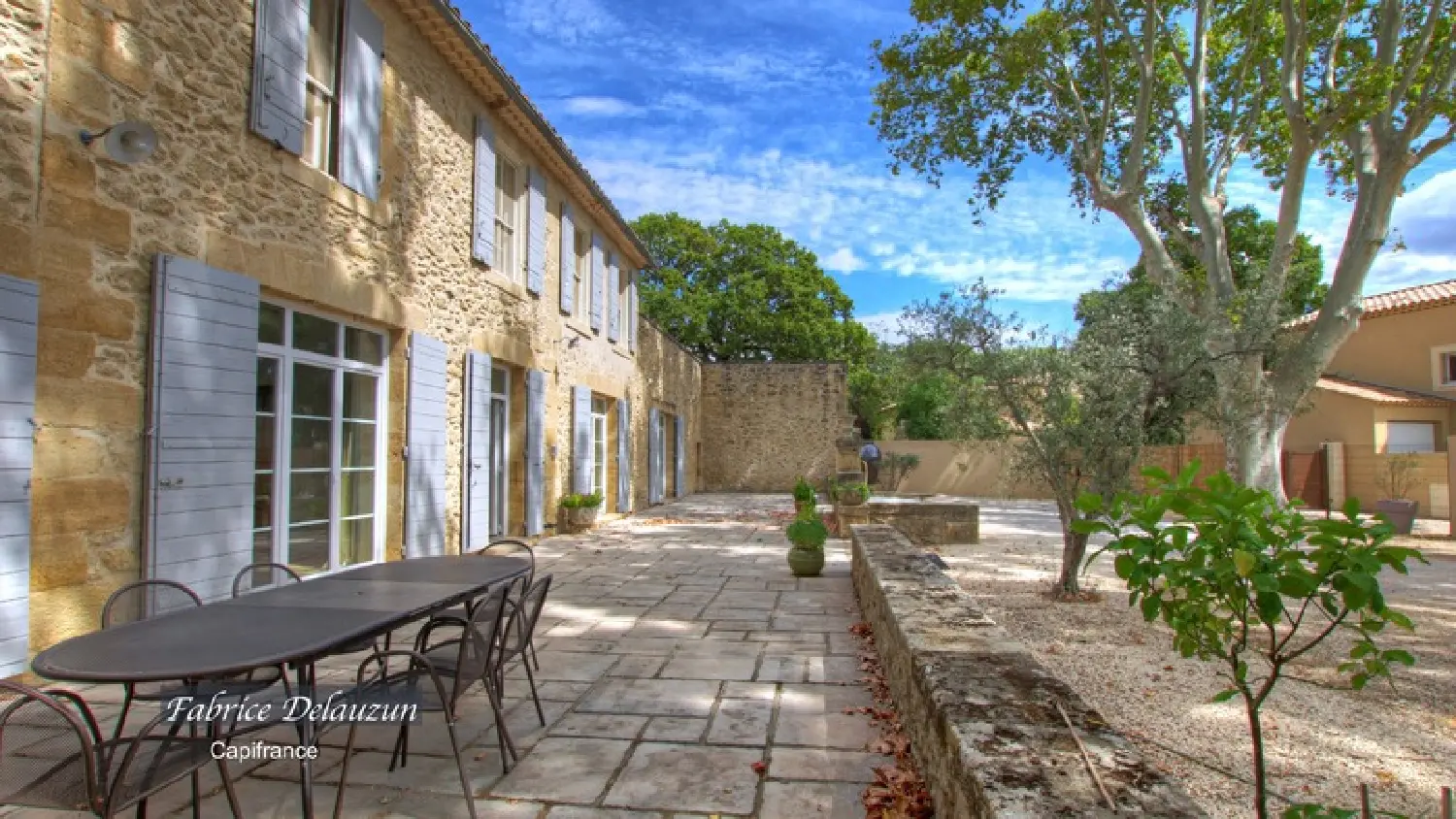  te koop boerderij Pélissanne Bouches-du-Rhône 3
