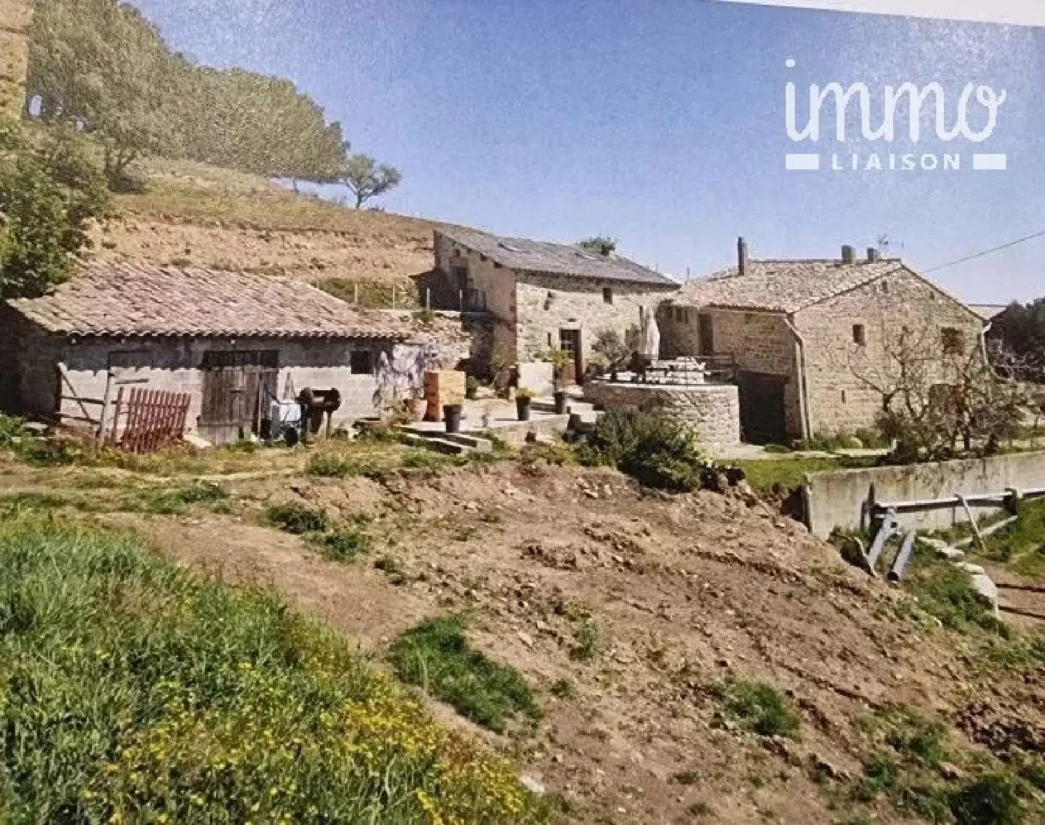  te koop boerderij Saint-Laurent-du-Pape Ardèche 1