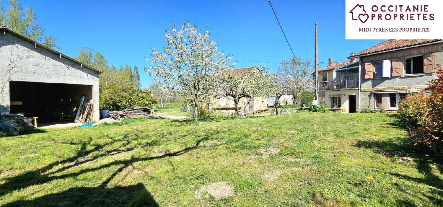  for sale farm Sainte-Suzanne Ariège 1
