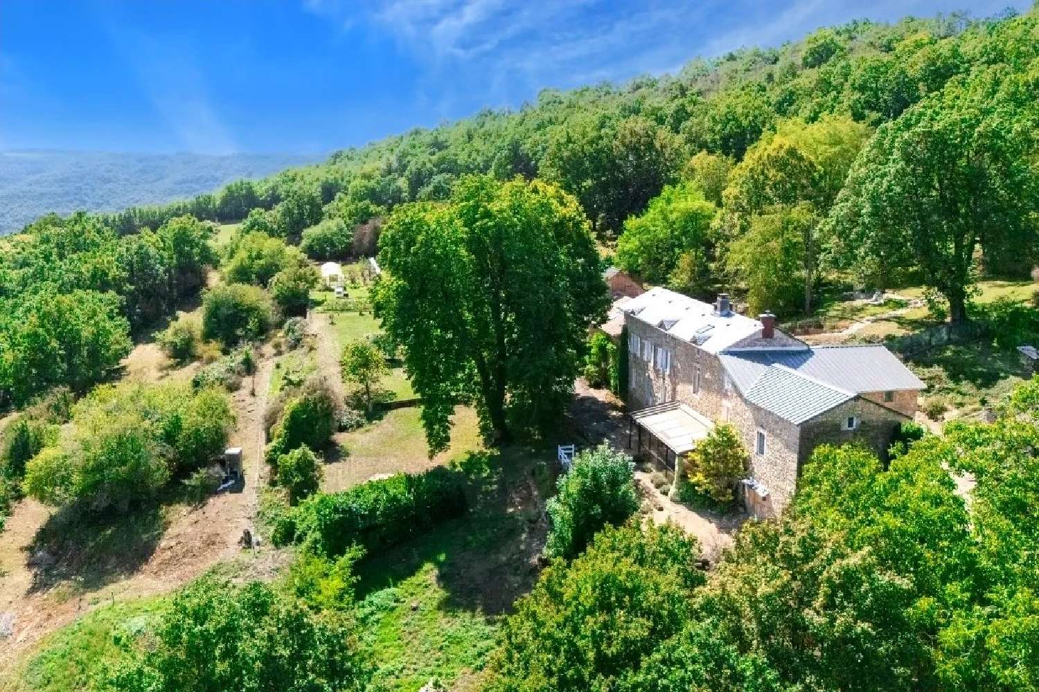  for sale farm Sévérac-le-Château Aveyron 2