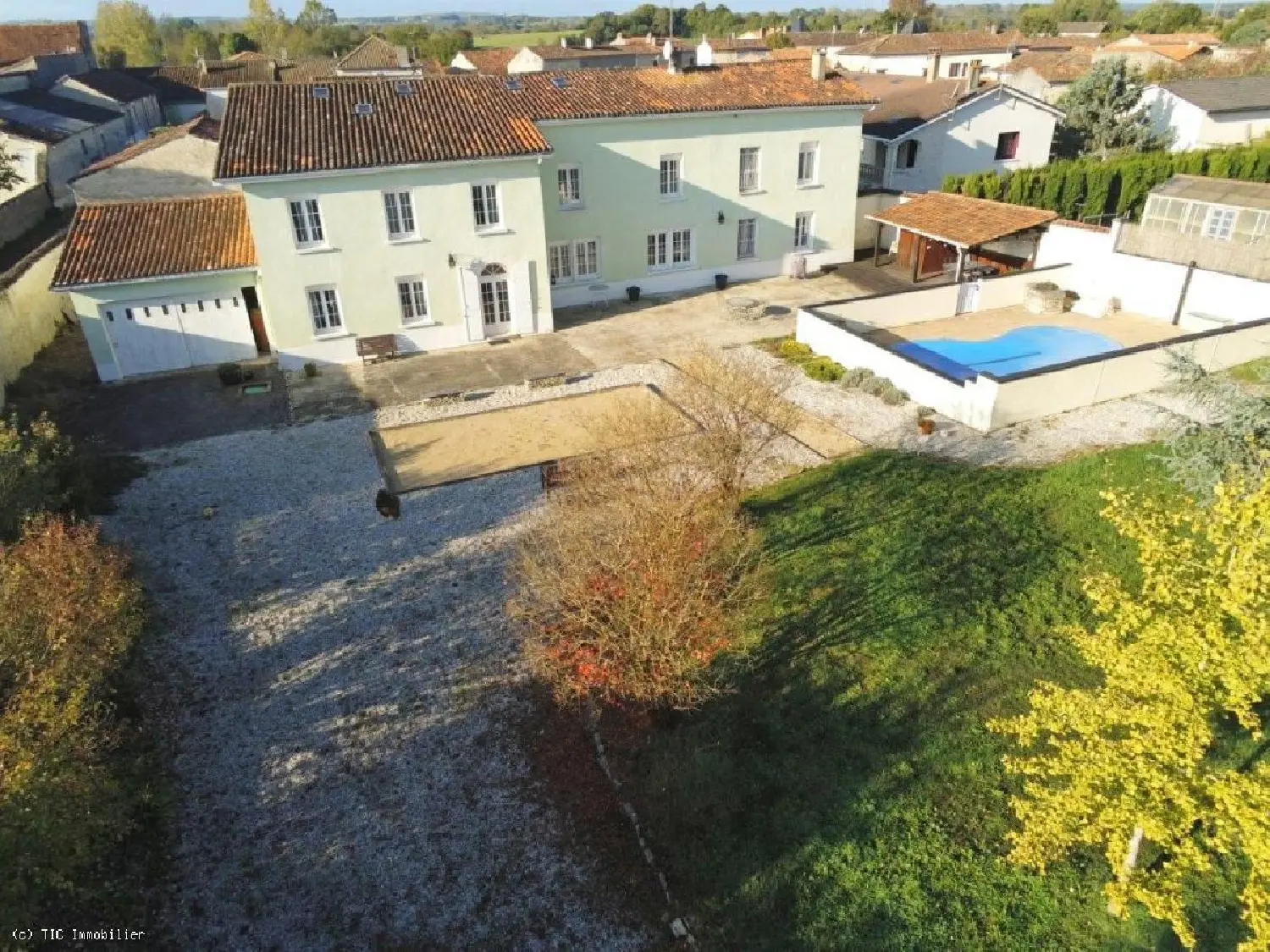  à vendre maison Aigre Charente 1