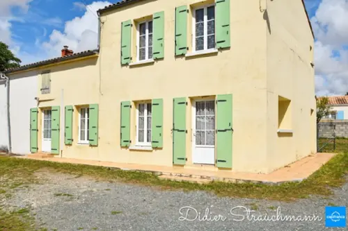 Aigrefeuille-d'Aunis Charente-Maritime huis foto 7137105