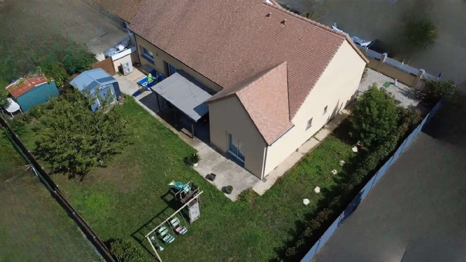  for sale house Allonnes Sarthe 2