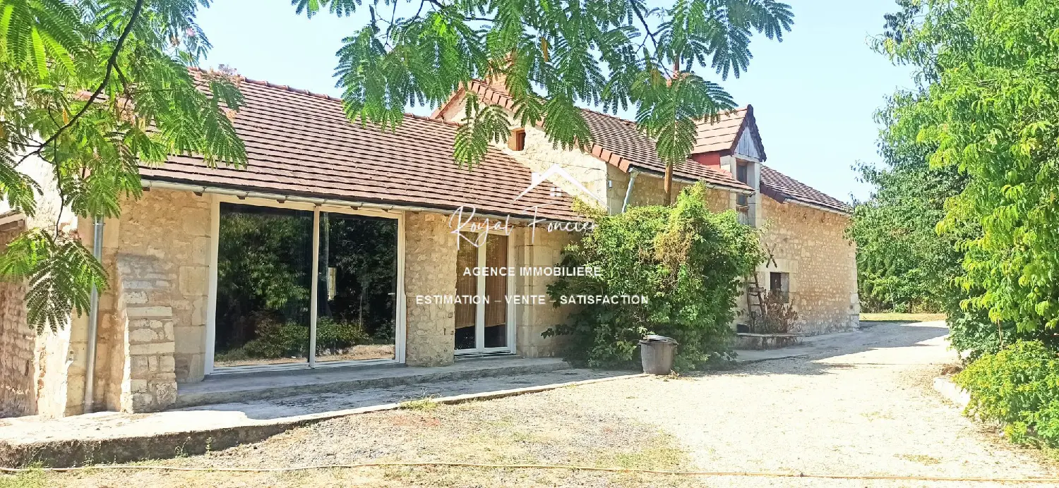  te koop huis Antran Vienne 1