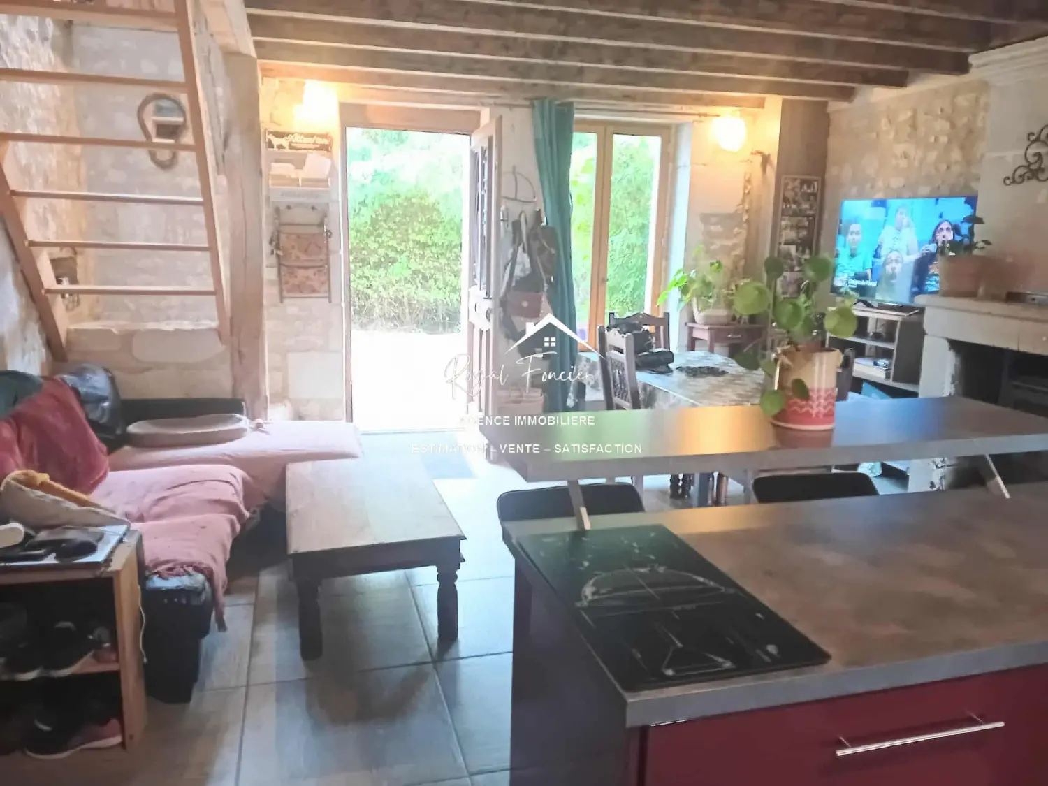  te koop huis Antran Vienne 5