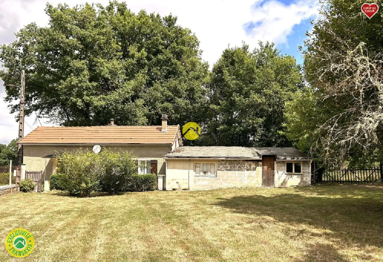  à vendre maison Arrènes Creuse 1