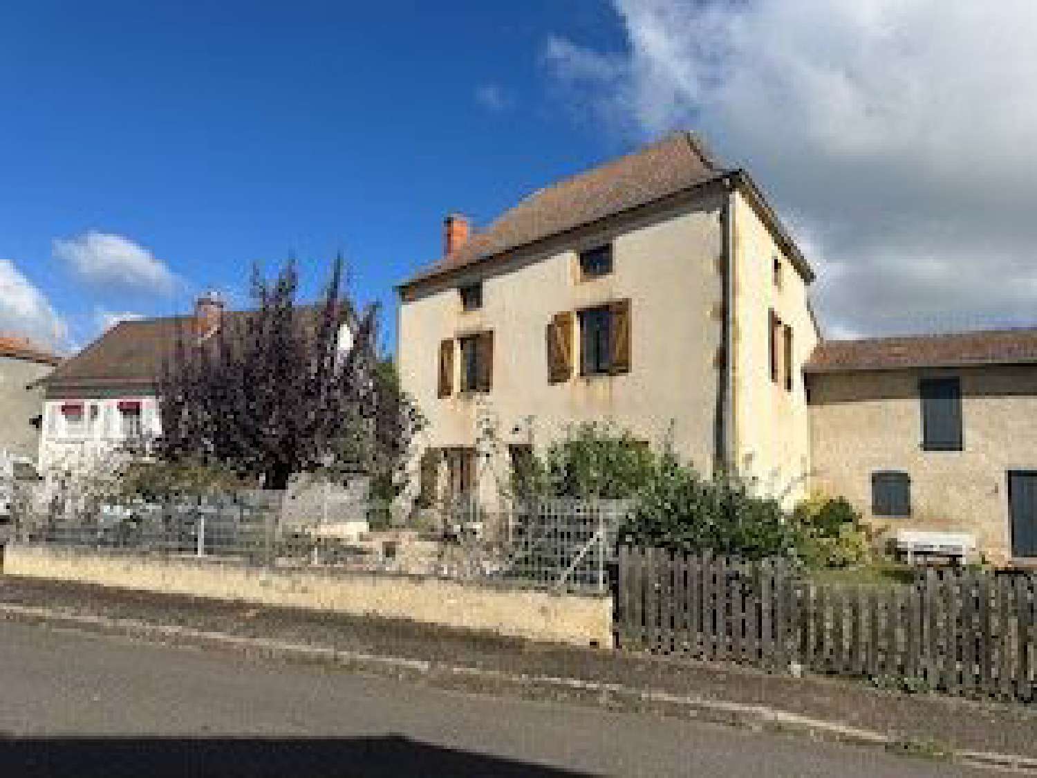  te koop huis Artaix Saône-et-Loire 1