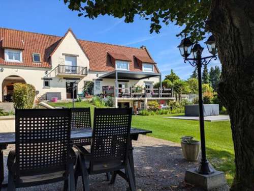 Avesnes-le-Comte Pas-de-Calais huis foto 7137664
