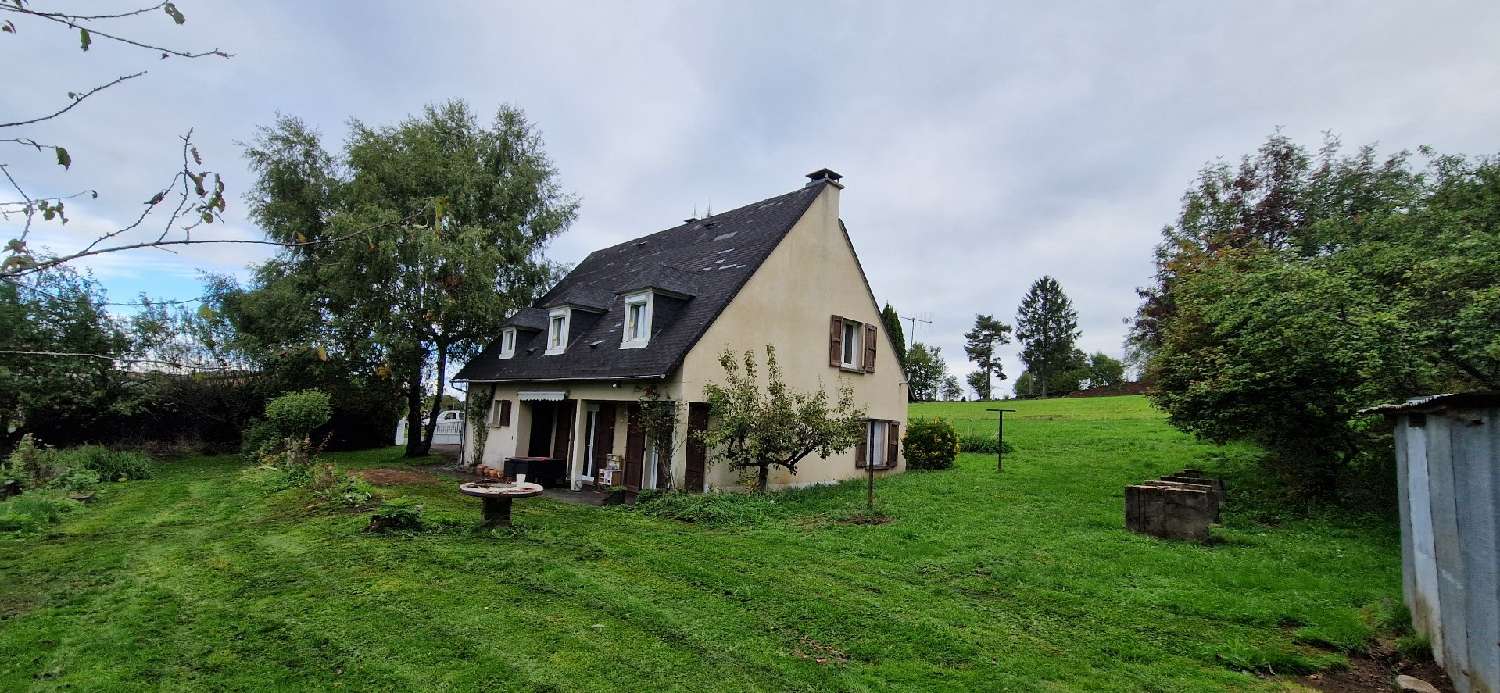  for sale house Besse Cantal 1