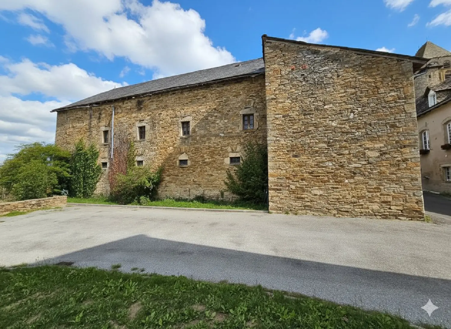  te koop huis Boussac Aveyron 2