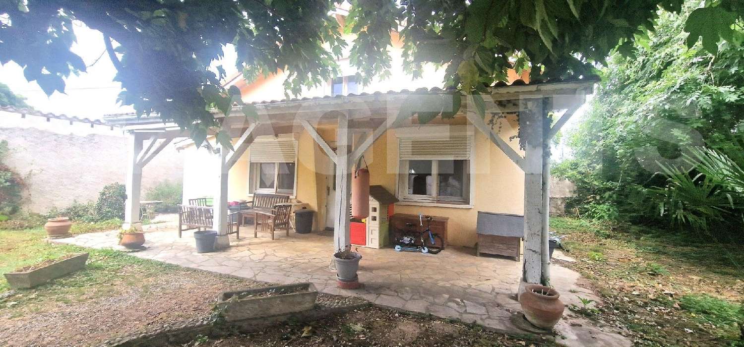  te koop huis Castelsarrasin Tarn-et-Garonne 1