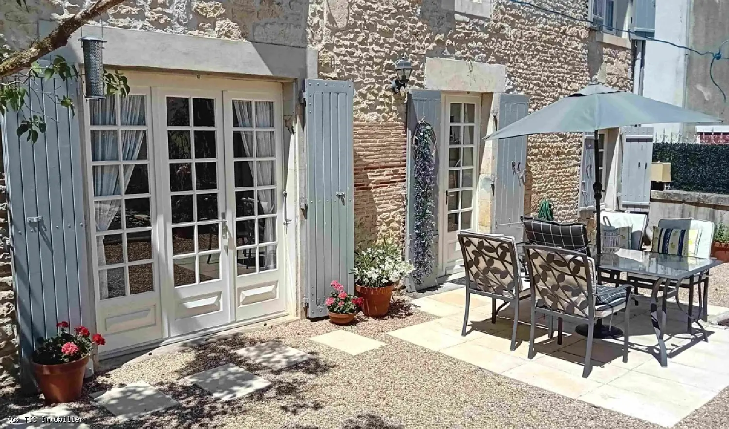  à vendre maison Champagne-Mouton Charente 3