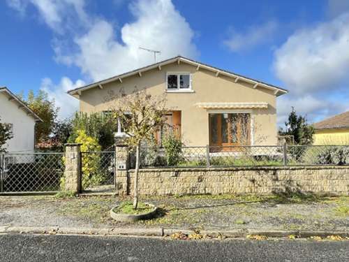Confolens Charente house foto 7141284