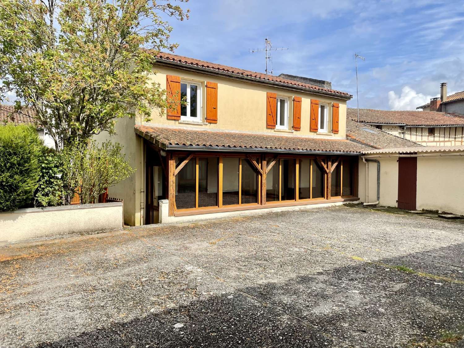  for sale house Confolens Charente 1