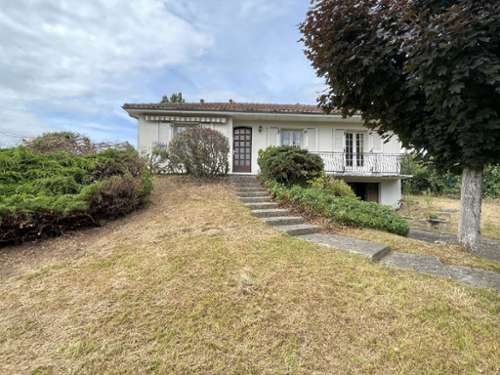Confolens Charente house foto 7141301