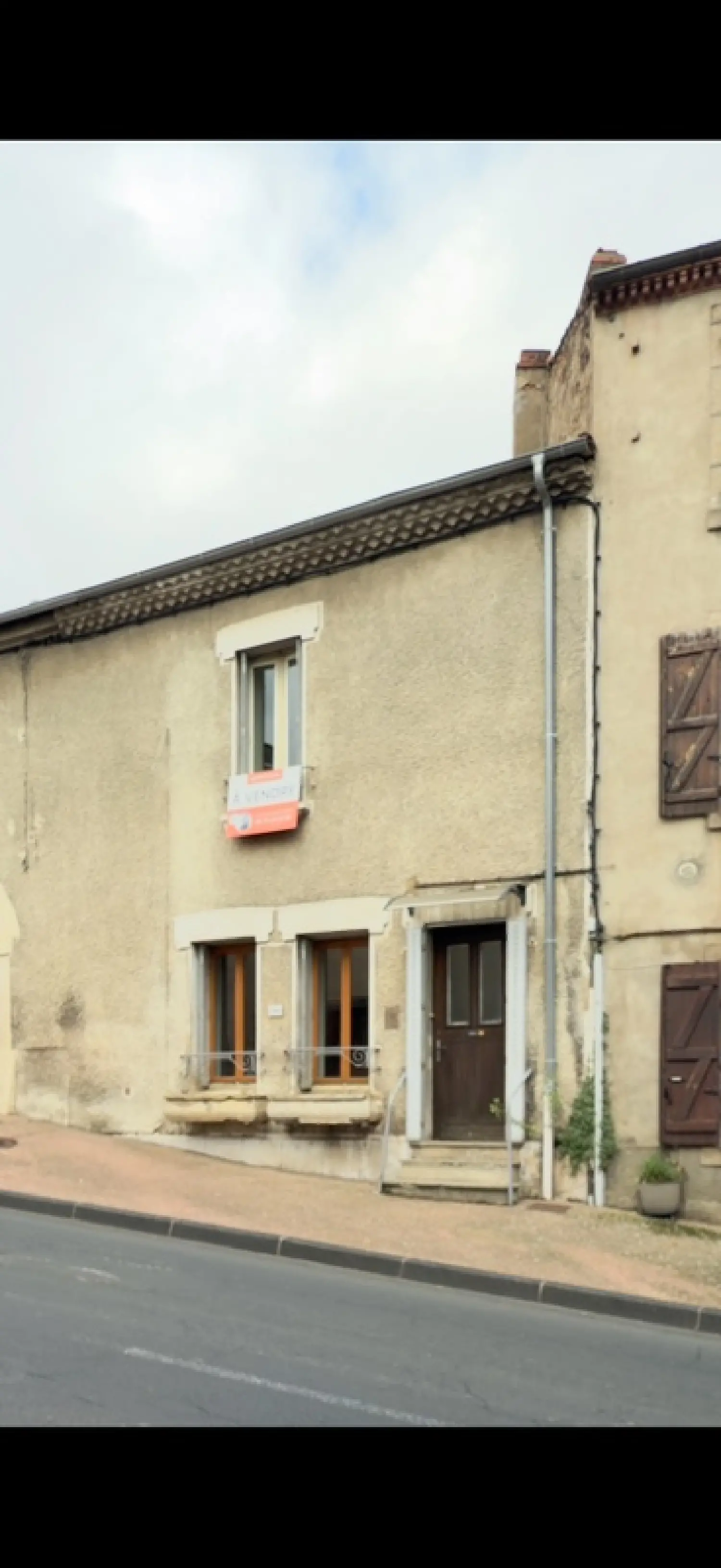 à vendre maison Coudes Puy-de-Dôme 3
