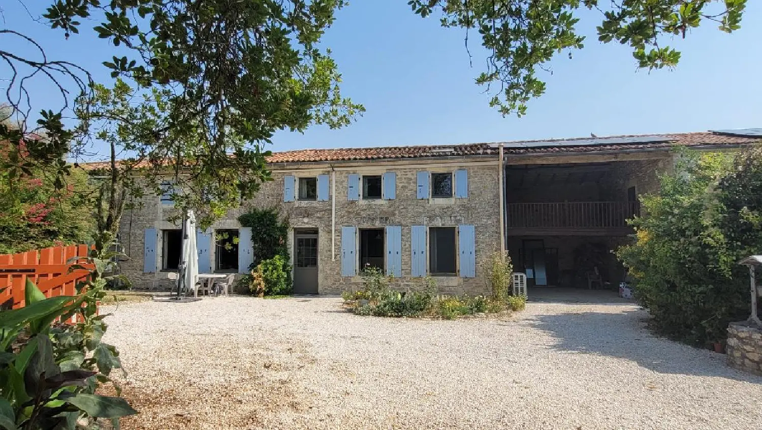  te koop huis Courant Charente-Maritime 1