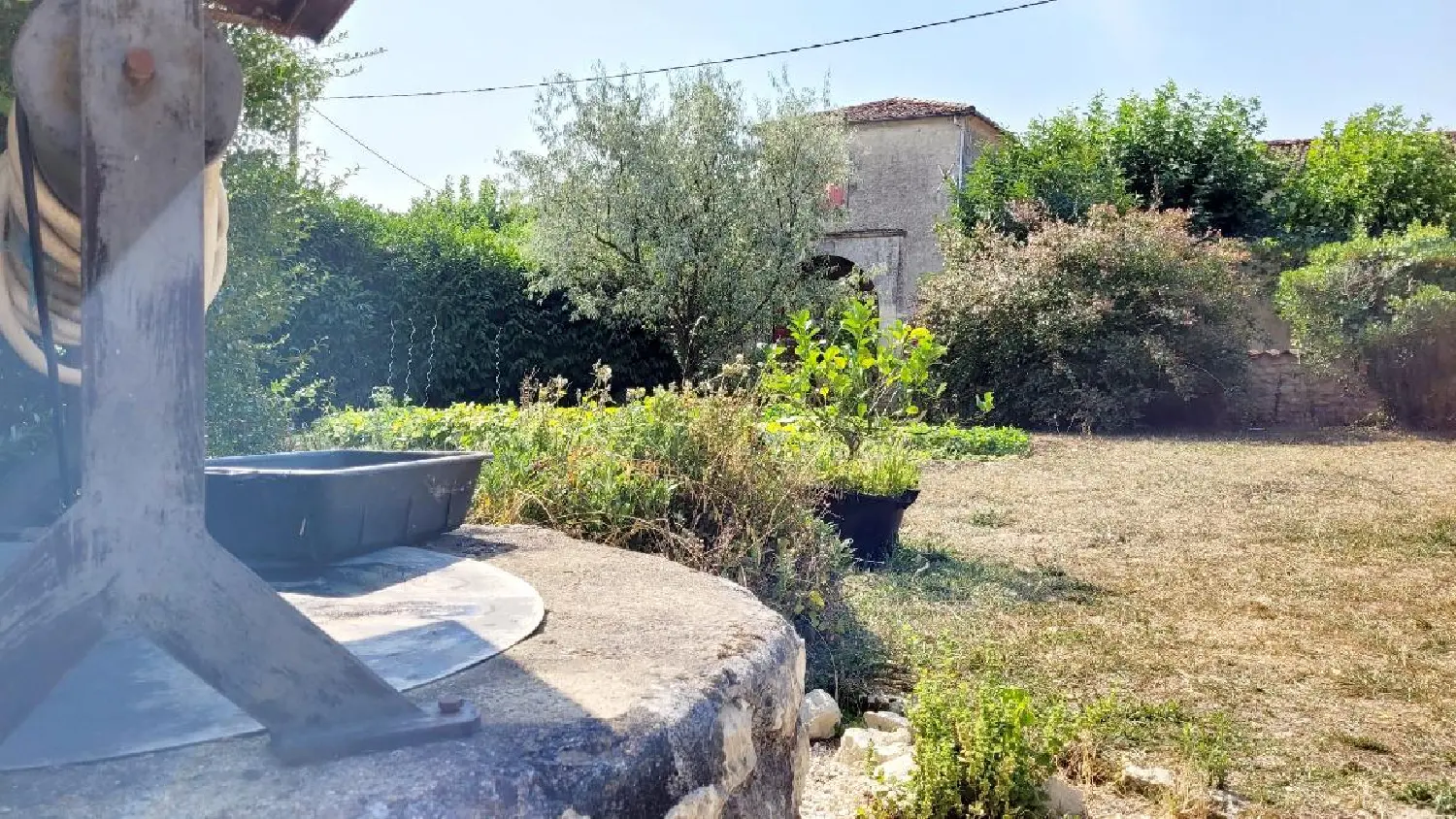  te koop huis Courant Charente-Maritime 2