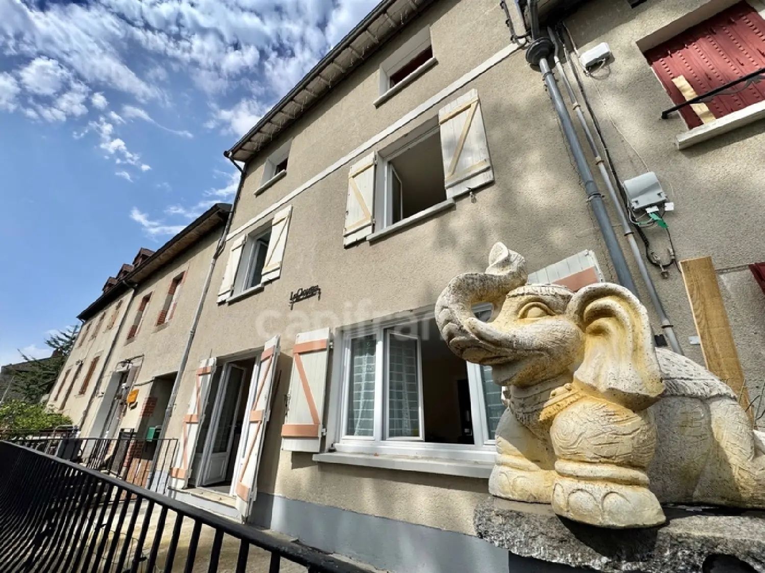  te koop huis Ferrières-sur-Sichon Allier 1