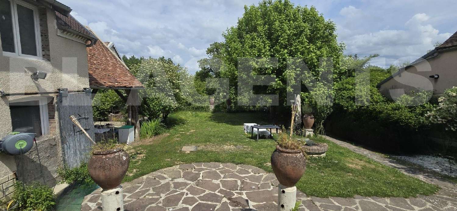  te koop huis Fontaine-Fourches Seine-et-Marne 1