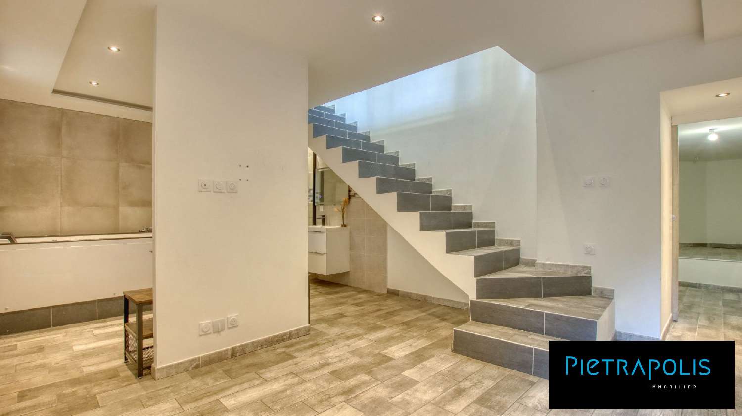  for sale house Givors Rhône 8