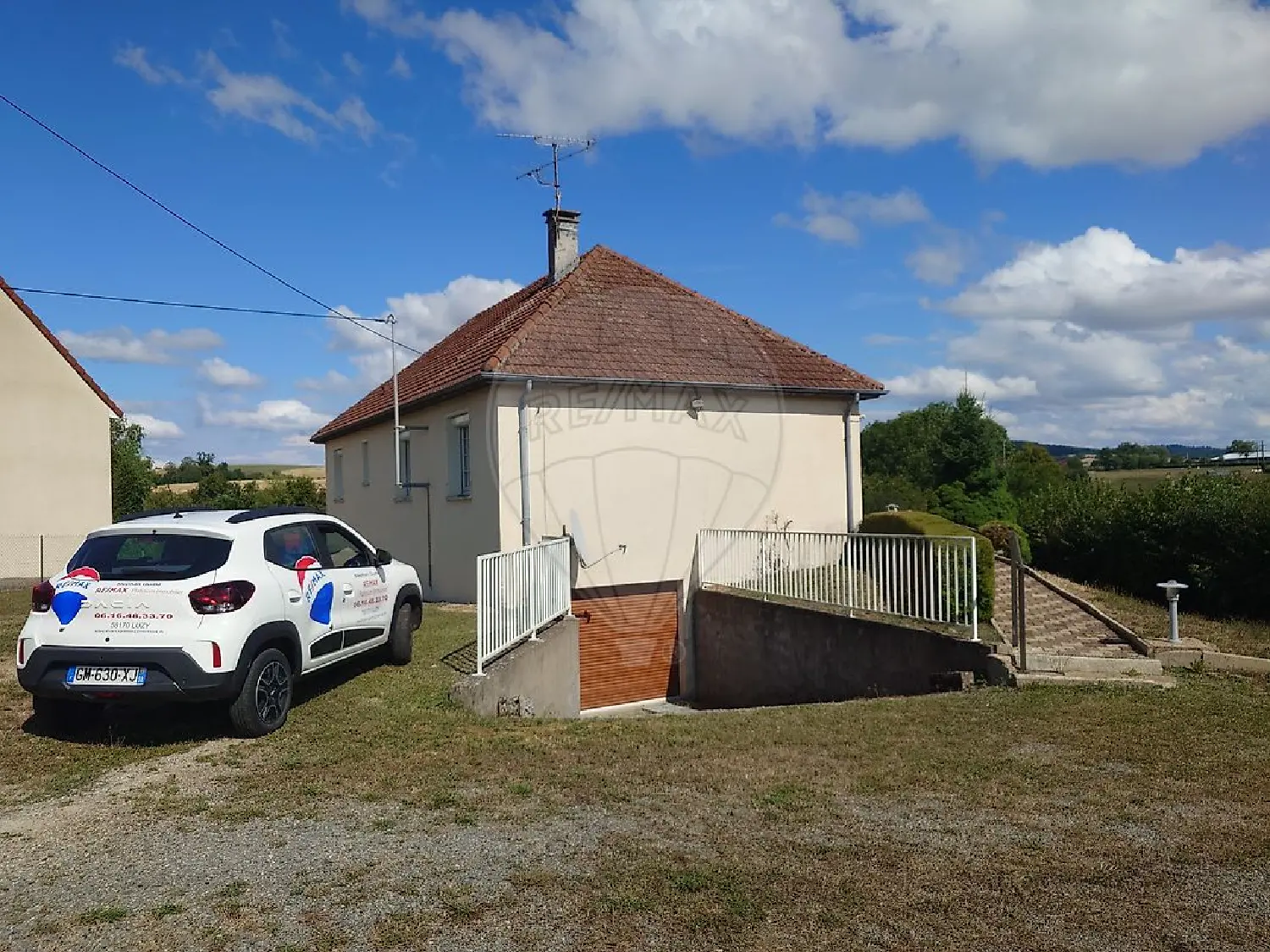  for sale house Issy-l'Évêque Saône-et-Loire 3