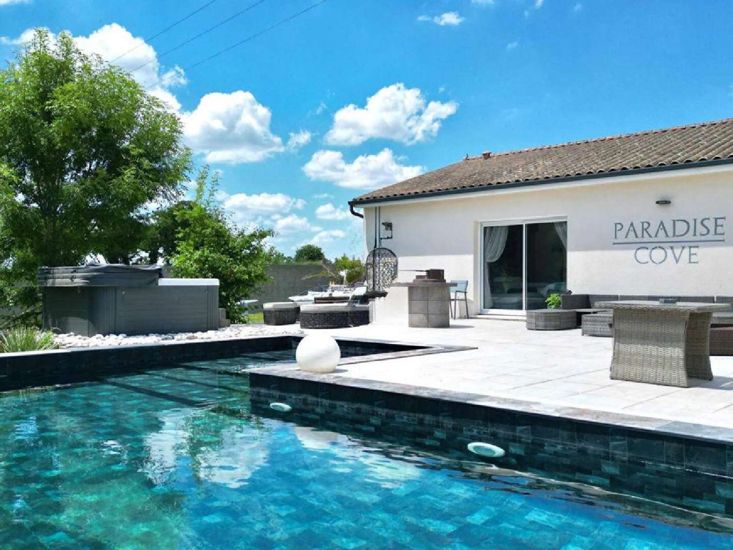  for sale house Jauldes Charente 1