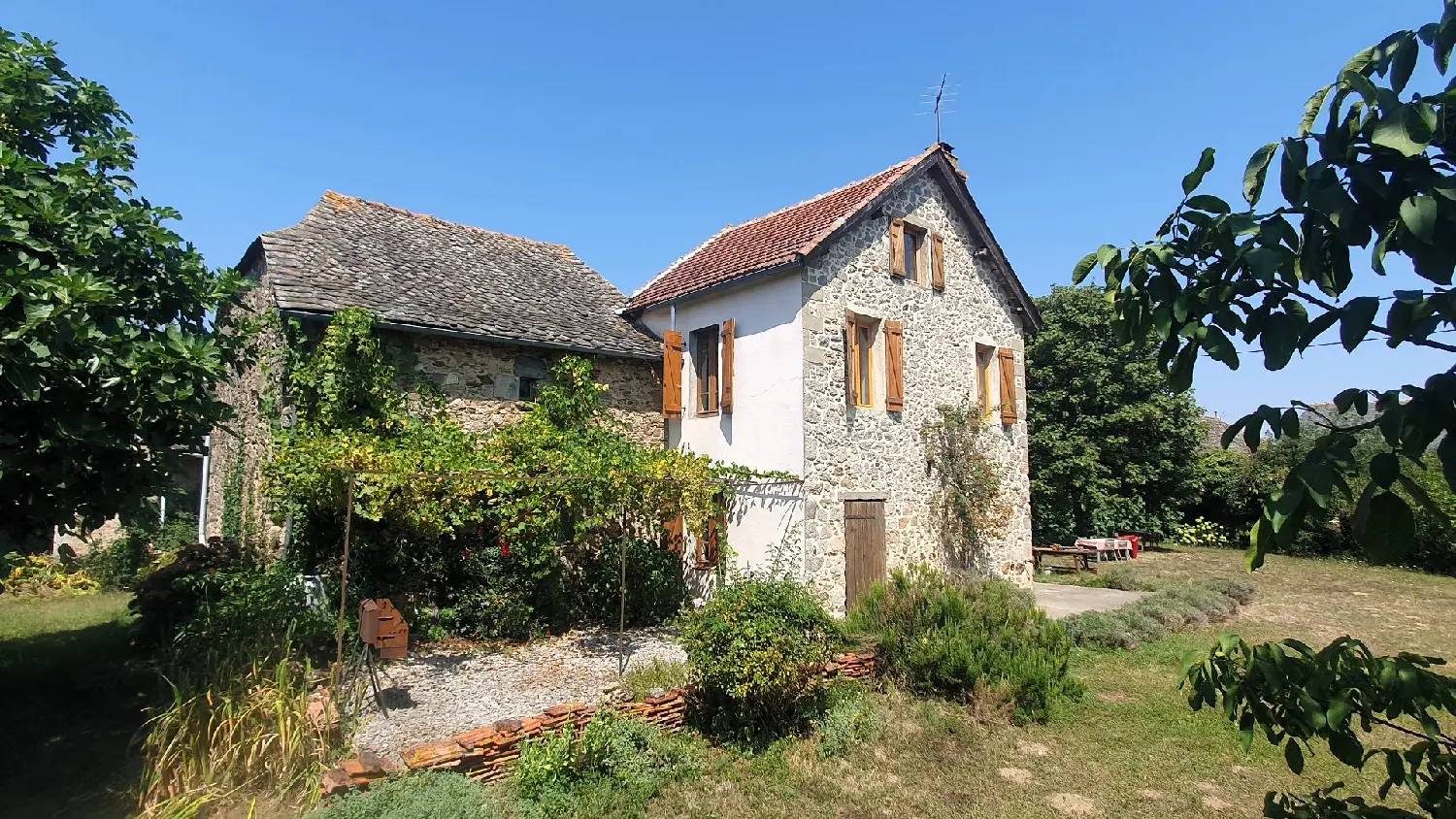  en venta casa La Salvetat-Peyralès Aveyron 1