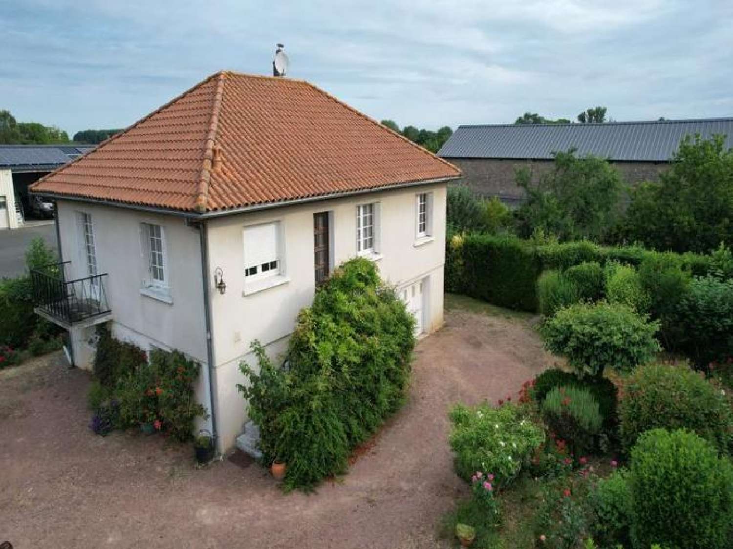  te koop huis Louzy Deux-Sèvres 1