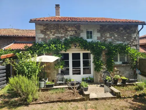 Manot Charente Haus Bild 7130265