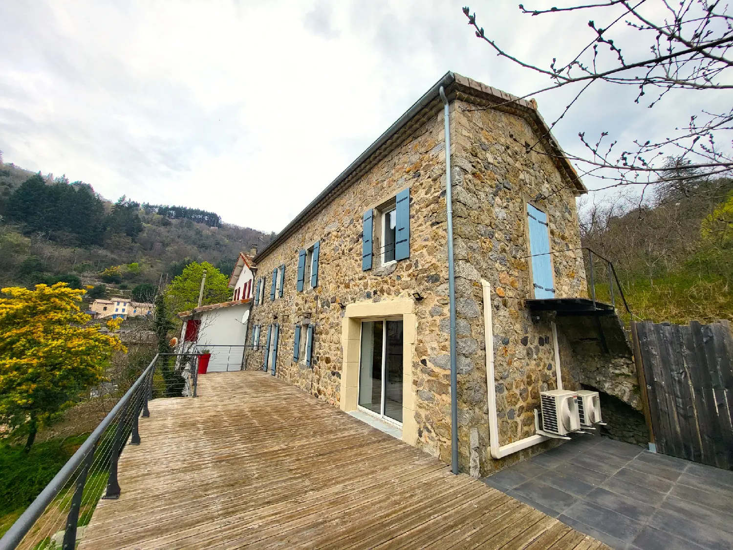  te koop huis Marcols-les-Eaux Ardèche 1