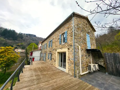 Marcols-les-Eaux Ardeche huis foto 7131328