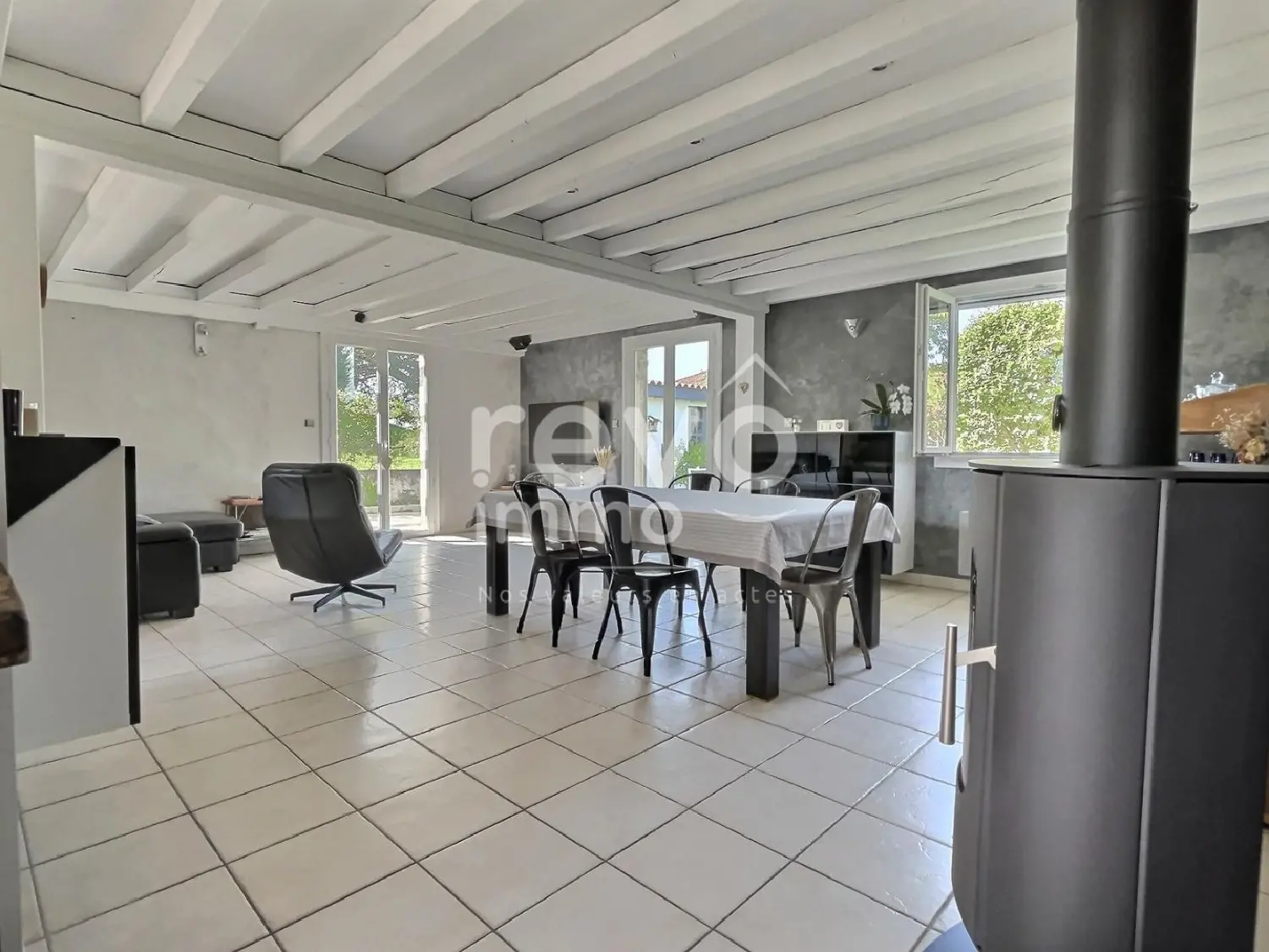  te koop huis Mionnay Ain 7
