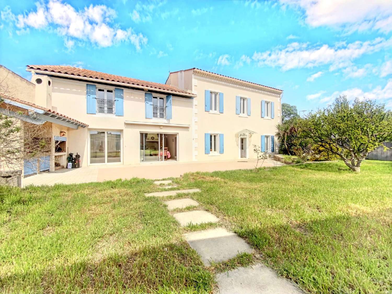  for sale house Montfrin Gard 1