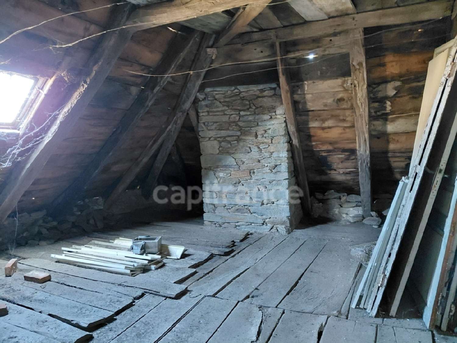  te koop huis Montsalvy Cantal 6